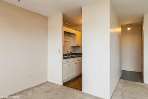 607 West Wrightwood Avenue Chicago IL 60614