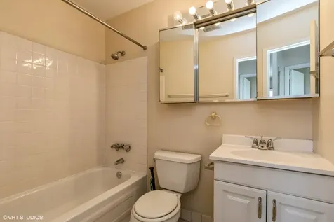 607 West Wrightwood Avenue Chicago IL 60614