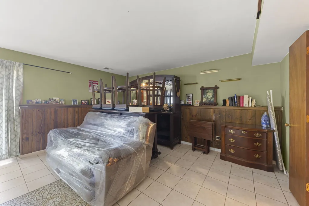 1644 Verdin Lane Naperville IL 60565