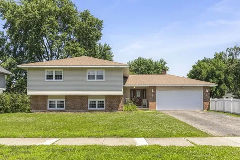 1644 Verdin Lane Naperville IL 60565