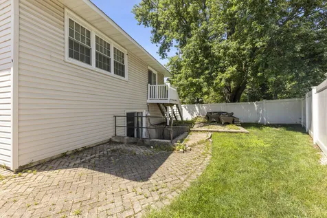 1644 Verdin Lane Naperville IL 60565