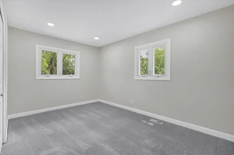 590 Durham Court Hoffman Estates IL 60169