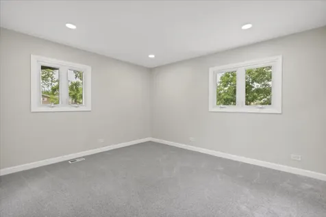 590 Durham Court Hoffman Estates IL 60169