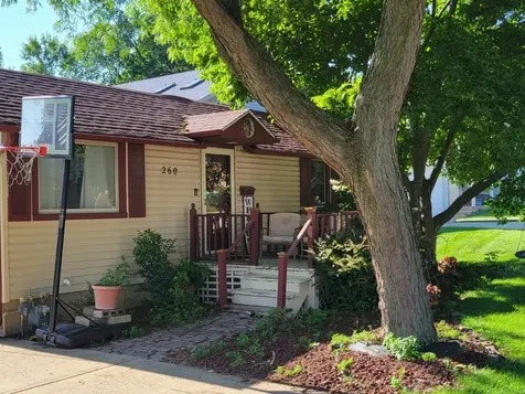 260 South Aldine Street Elgin IL 60123