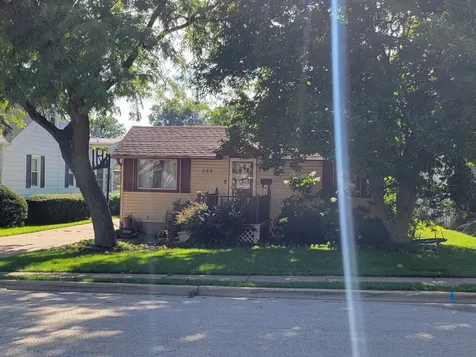260 South Aldine Street Elgin IL 60123