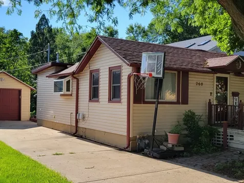 260 South Aldine Street Elgin IL 60123