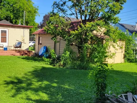 260 South Aldine Street Elgin IL 60123
