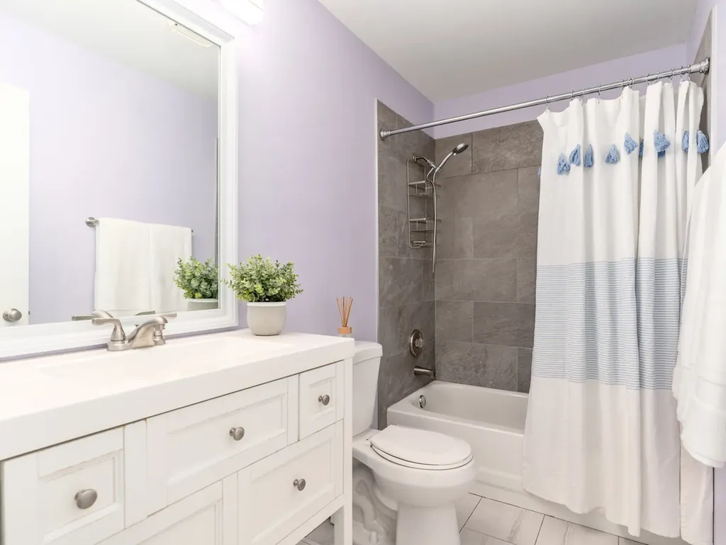 1564 Darien Lake Drive Darien IL 60561