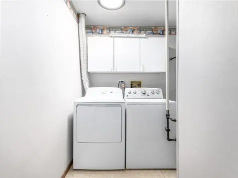 1564 Darien Lake Drive Darien IL 60561