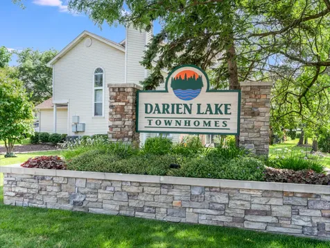 1564 Darien Lake Drive Darien IL 60561