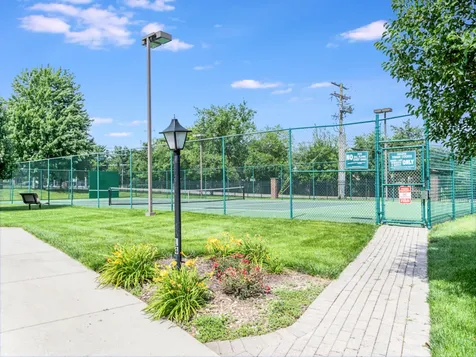 1564 Darien Lake Drive Darien IL 60561