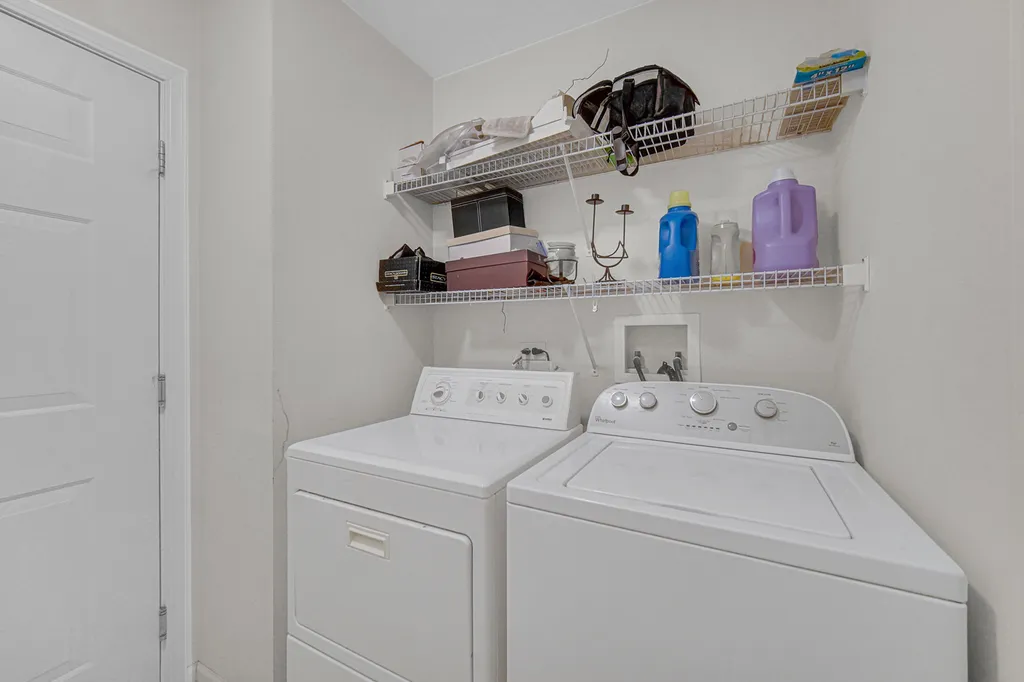 184 Fox Bend Circle Bolingbrook IL 60440