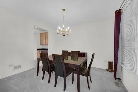 184 Fox Bend Circle Bolingbrook IL 60440