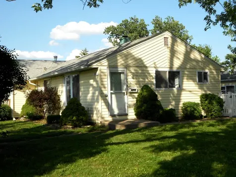 8865 South Ryan Road Hometown IL 60456