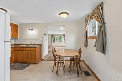 8875 South Corcoran Road Hometown IL 60456
