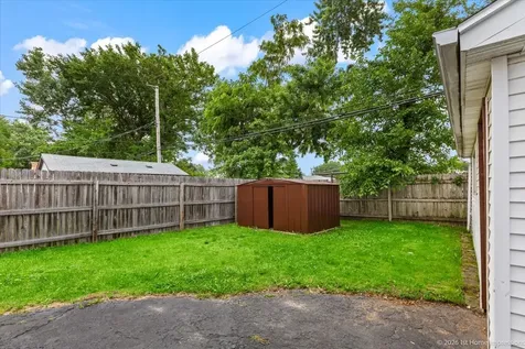 8875 South Corcoran Road Hometown IL 60456