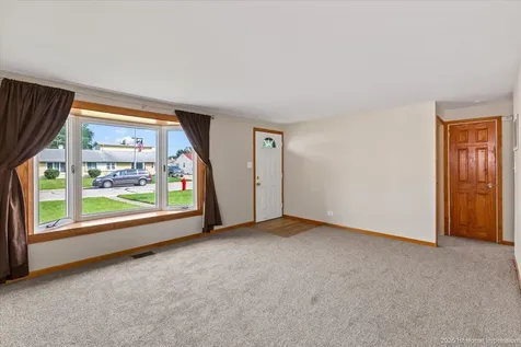 8875 South Corcoran Road Hometown IL 60456
