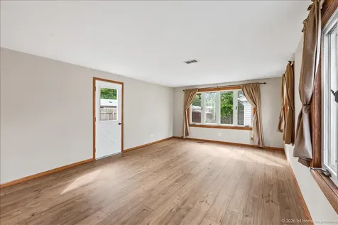 8875 South Corcoran Road Hometown IL 60456