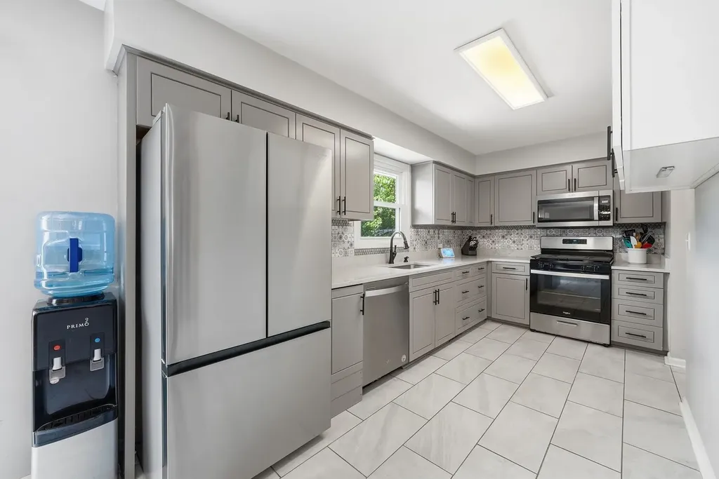 835 Somerset Street New Lenox IL 60451
