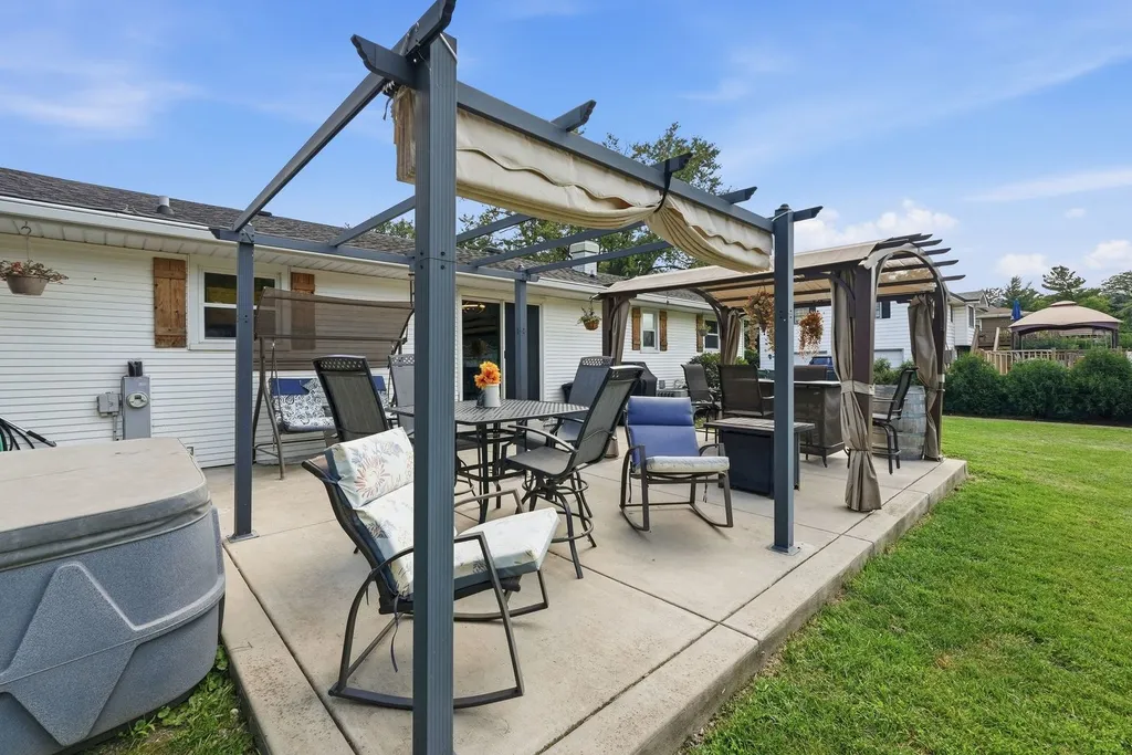 835 Somerset Street New Lenox IL 60451