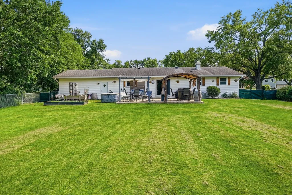 835 Somerset Street New Lenox IL 60451