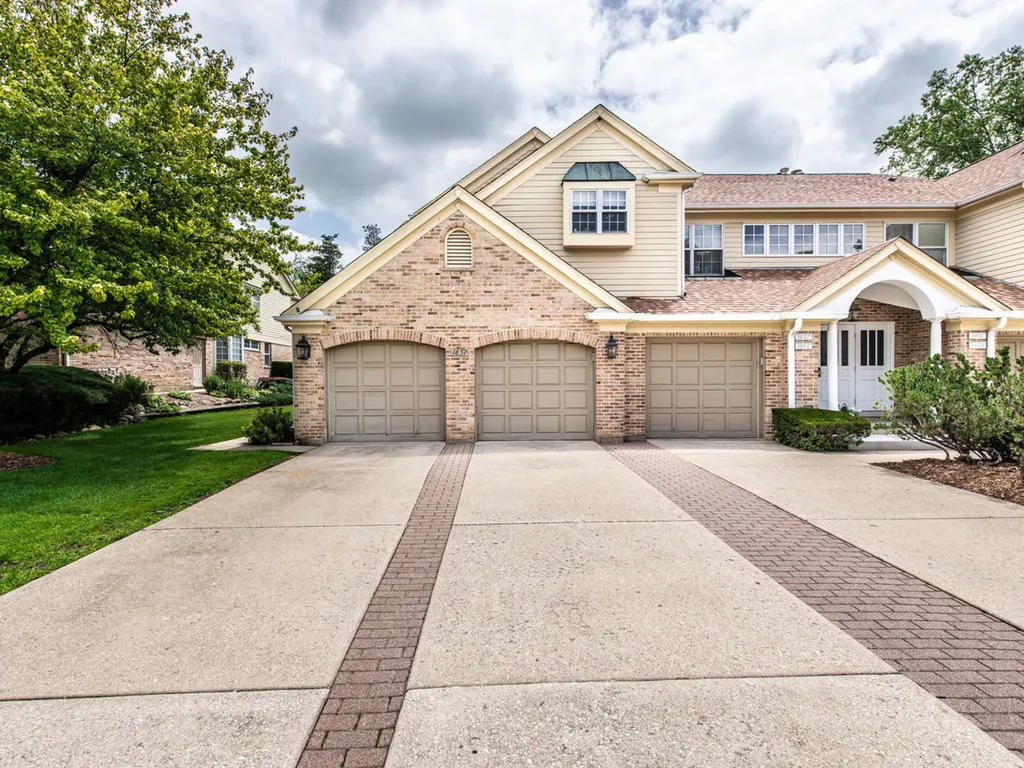 1857 West Ashbury Lane Inverness IL 60067