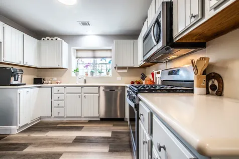 1857 West Ashbury Lane Inverness IL 60067