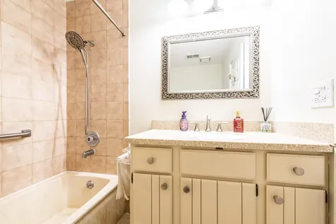 1857 West Ashbury Lane Inverness IL 60067