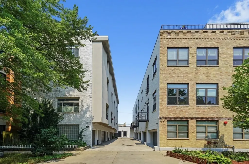2231 North Lister Avenue Chicago IL 60614