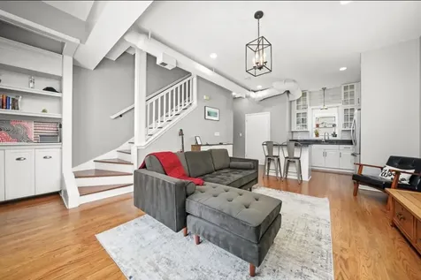2231 North Lister Avenue Chicago IL 60614