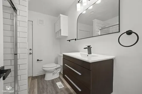 17552 Roy Street Lansing IL 60438