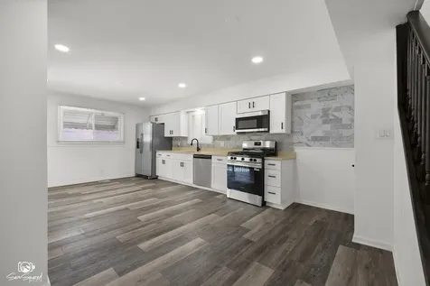 17552 Roy Street Lansing IL 60438