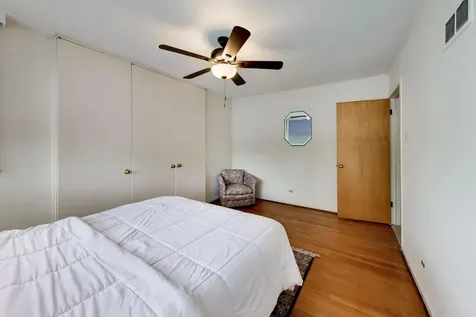 7059 North Olcott Avenue Chicago IL 60631