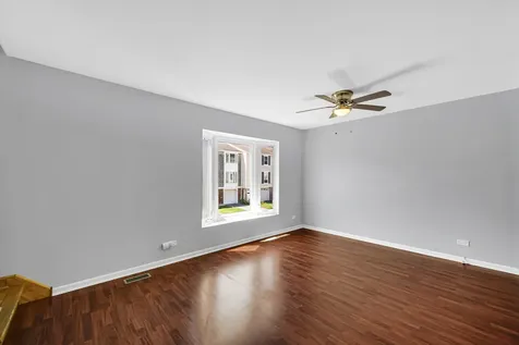 2210 Langdon Place Hoffman Estates IL 60169