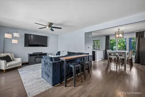 1441 East Joan Drive Palatine IL 60074