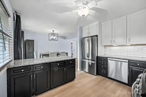 1441 East Joan Drive Palatine IL 60074