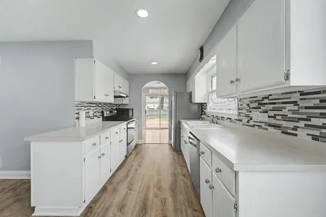 770 Cordial Drive Des Plaines IL 60018