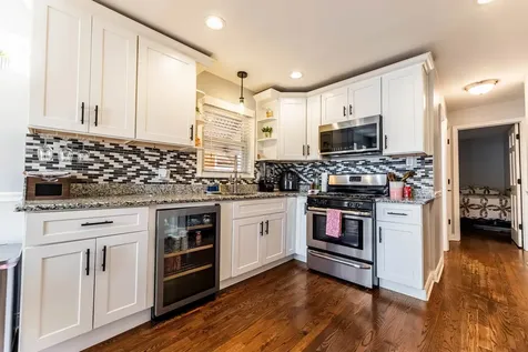 3507 West 77th Street Chicago IL 60652
