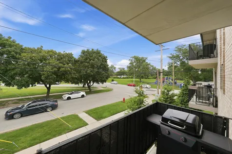 9800 Sayre Avenue Chicago Ridge IL 60415