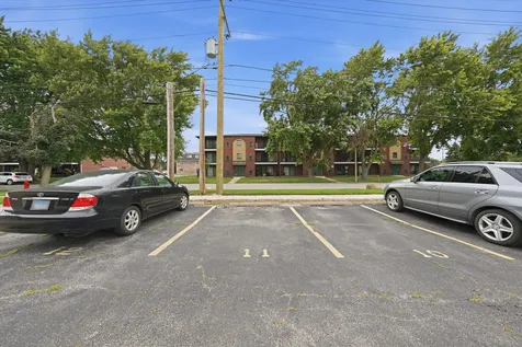9800 Sayre Avenue Chicago Ridge IL 60415