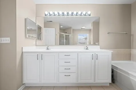1873 North Crenshaw Circle Vernon Hills IL 60061