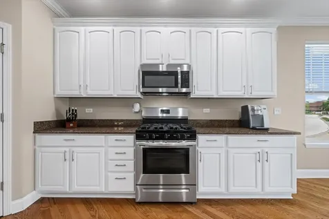 1873 North Crenshaw Circle Vernon Hills IL 60061