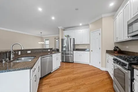 1873 North Crenshaw Circle Vernon Hills IL 60061