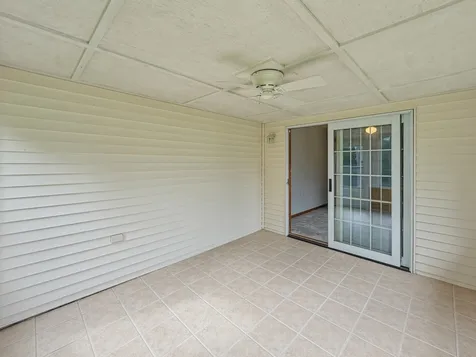 771 South Parkcrest Drive Freeport IL 61032
