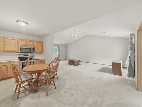 771 South Parkcrest Drive Freeport IL 61032