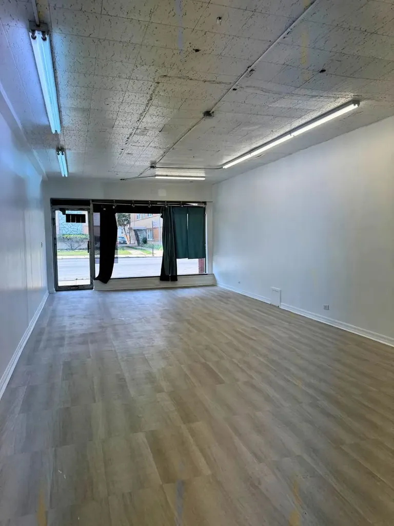 6259 West Belmont Avenue Chicago IL 60634