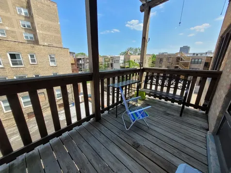 6757 North Sheridan Road Chicago IL 60626