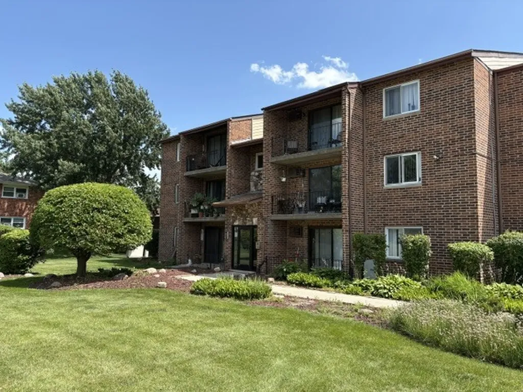 9840 West 153rd Street Orland Park IL 60462