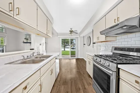 16030 85TH Place Tinley Park IL 60487