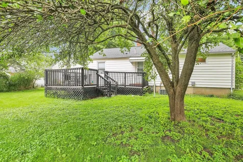 425 South Beech Street Arthur IL 61911